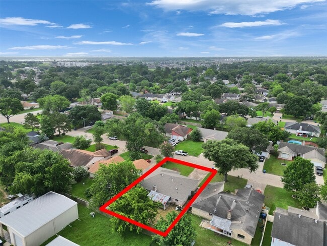 Photo - 18726 Wood Glen Ln