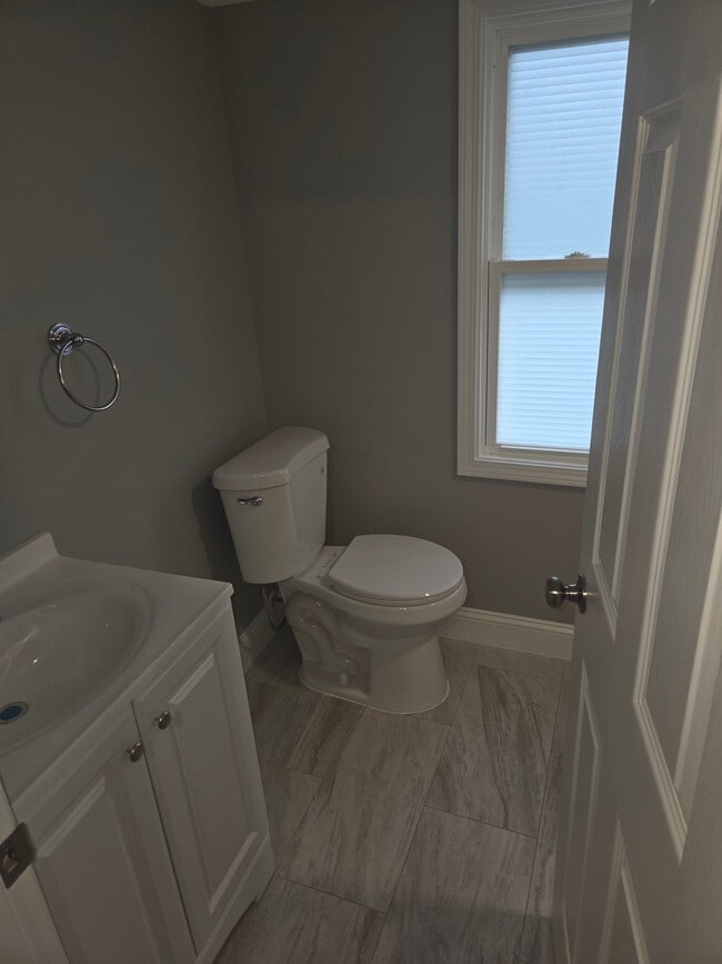 Photo - 2708 Monroe St