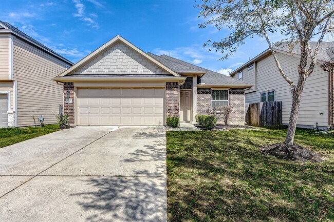 Building Photo - 12943 Pecan Shores Dr