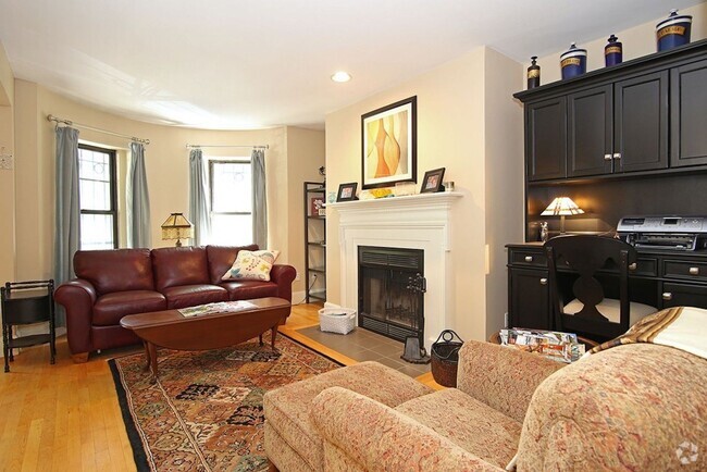 Building Photo - 211 W Newton St Unit 2 Rental