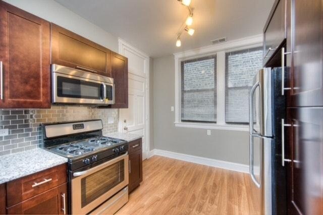 Photo - Beautiful 3 Bed 2 Bath in the Edgewater area Unidad 1