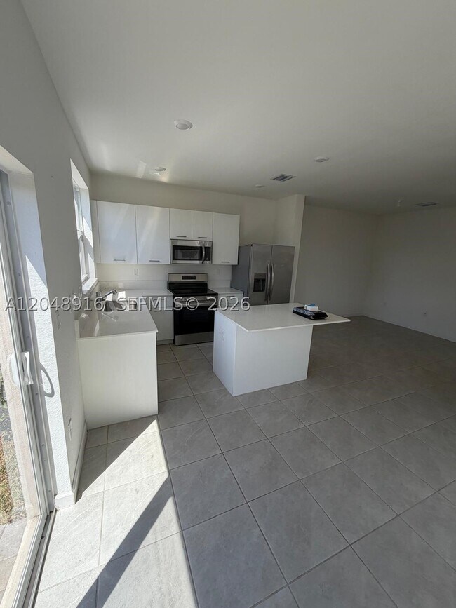 12213 NW 23rd Ave