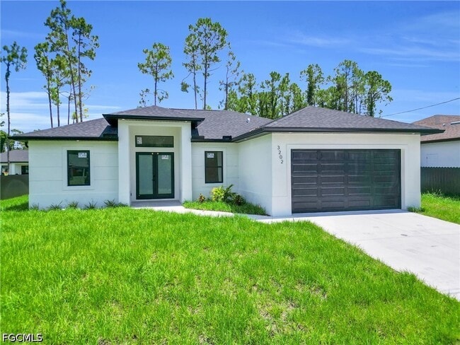 Photo - 3202 21st St W