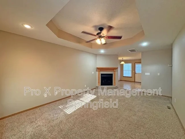 717 E Watermill Cir