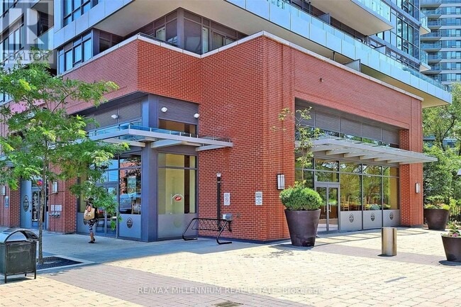 Photo - 2212 Lake Shore Blvd W Unit 608