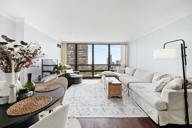 Photo - 1636 N Wells St Unit 3107