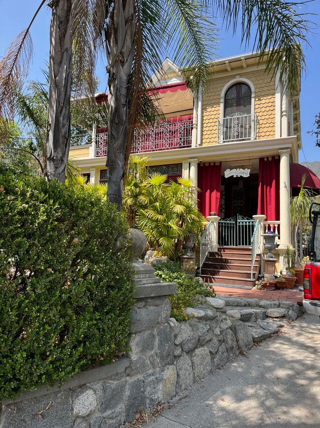 The property - 159 W Montecito Ave Unit AptB