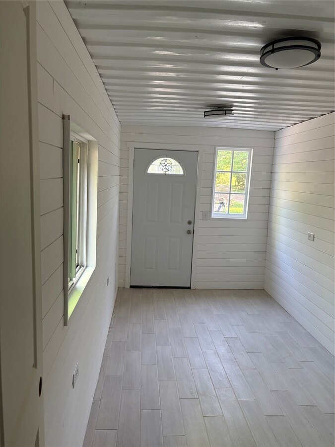 Photo - 919 Brooks Ave