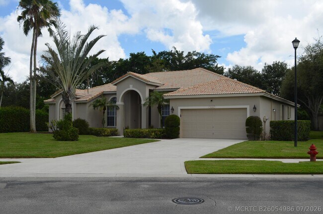 9242 Olmstead Dr
