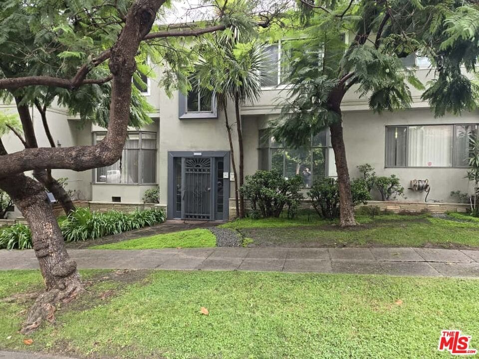 Photo - 10404 Ilona Ave