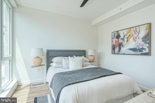 Photo - 1301 Bainbridge St Unit 402