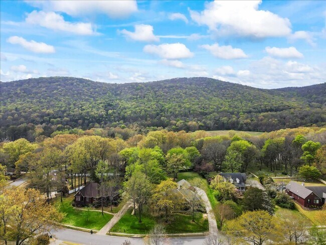 Photo - Stunning 3 bed 2.5 bath home in Cove Creek subdivision!