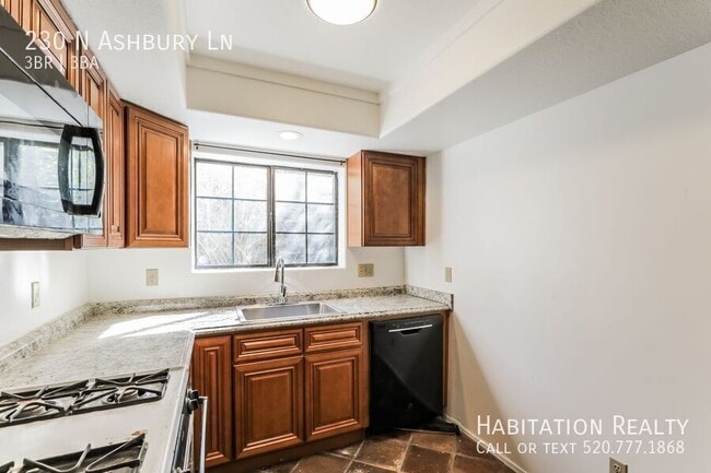 Photo - 230 N Ashbury Ln