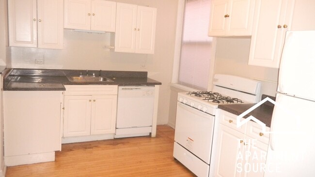 Photo - 1033 Dempster St Unit W1