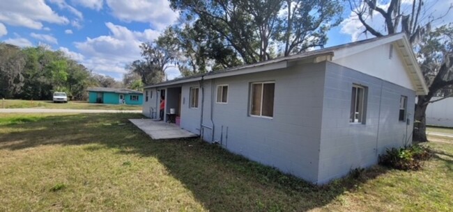 Photo - 2305 SW 2nd St Apartment Unit 2305 SW 2nd Street,  A