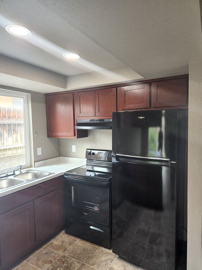 Photo - n1218 Unit n1218 b