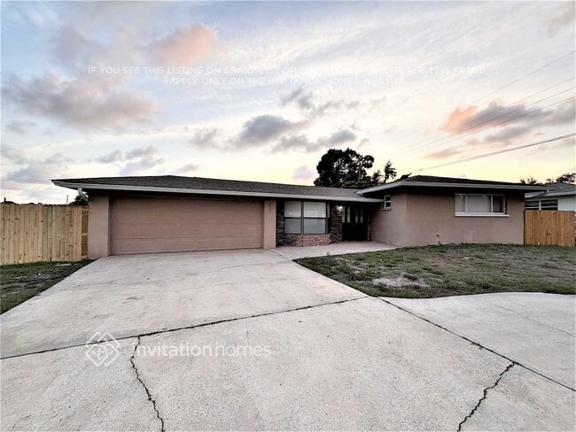 Building Photo - 2401 24th Way