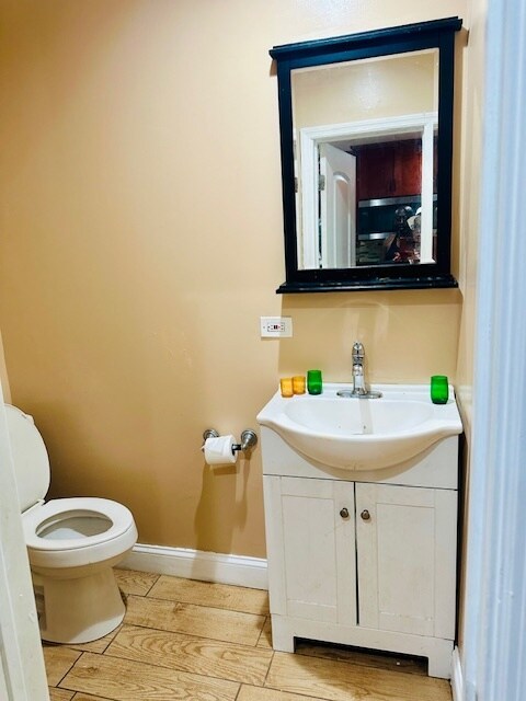 Photo - 967 Kent Ave Unidad # 1