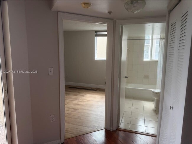 Photo - 102 SW 6th Ave Unit 501
