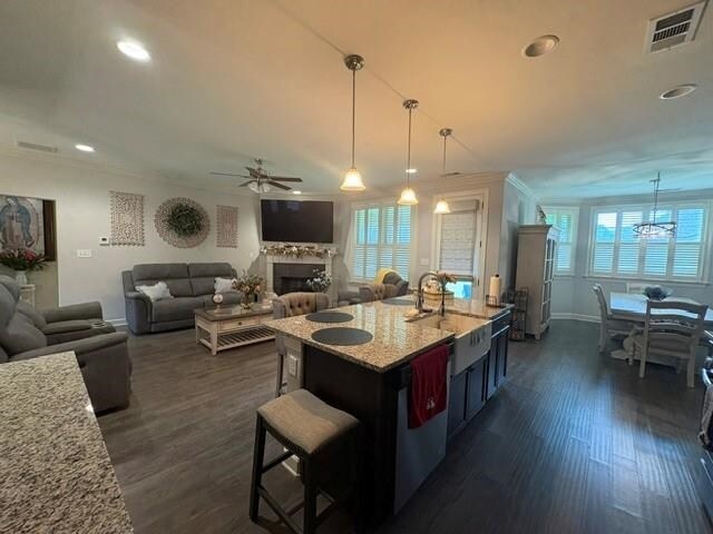 7856 Country Lake Dr