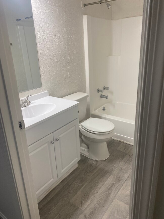 Photo - Huntington Park Apartments