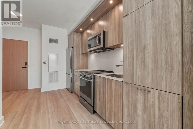 Photo - 25 Cordova Ave Unité 512