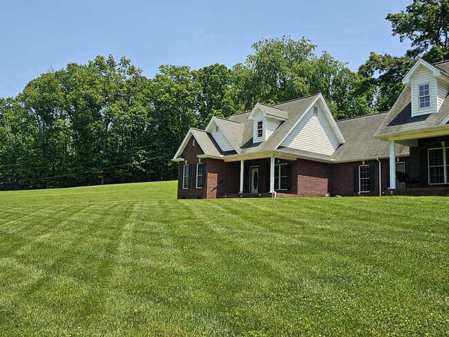 Photo - 8638 Reedy Creek Rd House