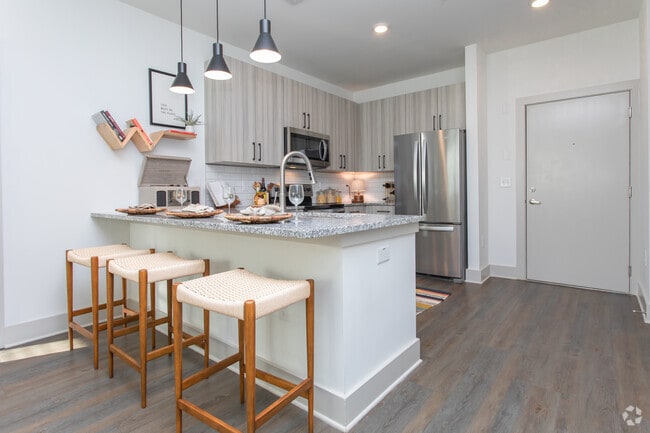 2BR, 2BA - 1041SF