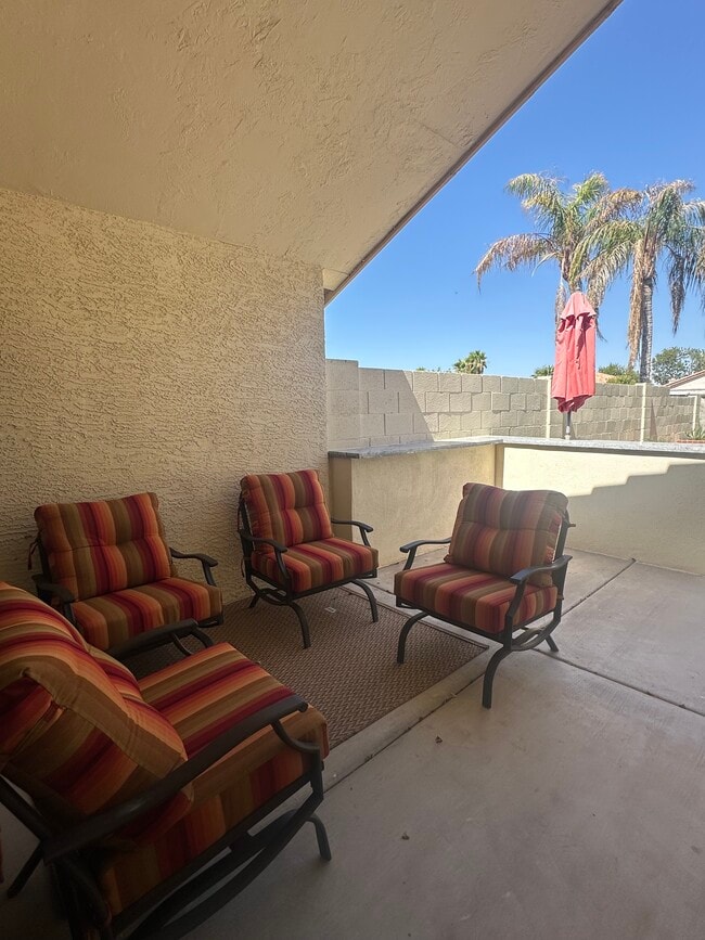 Photo - 10938 W Poinsettia Dr