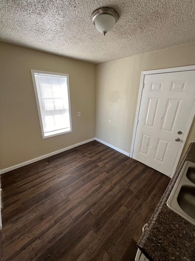 Photo - $0 First Month's Rent / $0 Deposit at Move-in