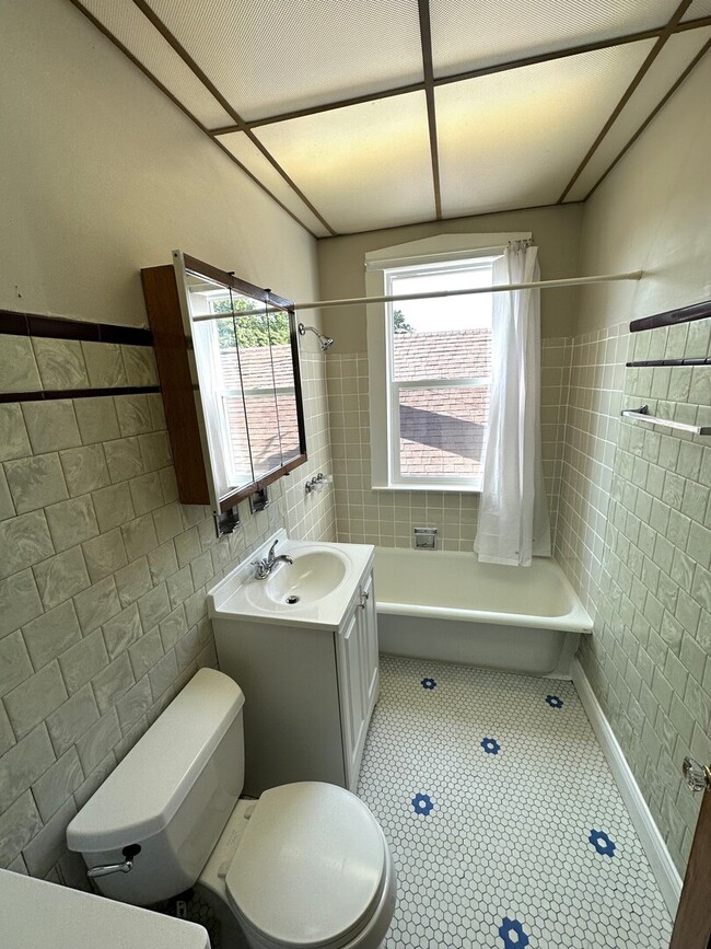 Photo - 5349 S Fairfield Ave Unit 2