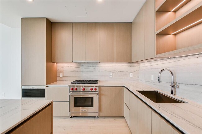Photo - 610 Davis St Unidad 3502