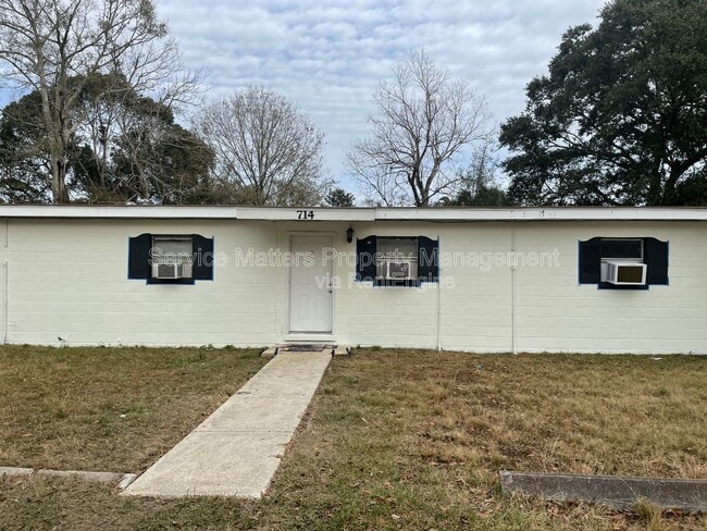 Building Photo - 714 N 48th Ave Unit 1