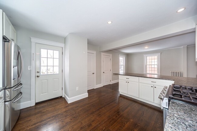 Photo - 15 Essex St