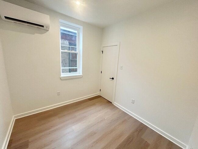 Photo - 2725 W Girard Ave Unit 2R