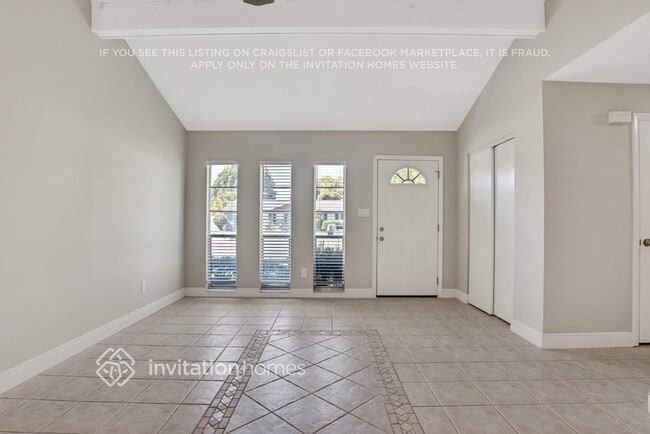 Photo - 243 Mante Dr