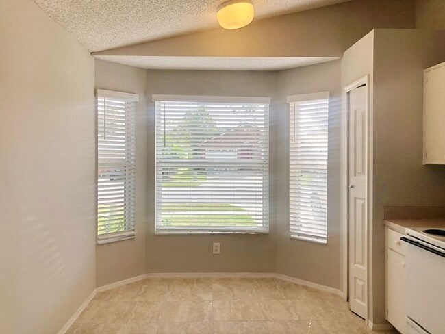 Photo - CUTE 3 BED 2 BATH HOME with SINGLE GARAGE IN SOUTHEAST ORLANDO