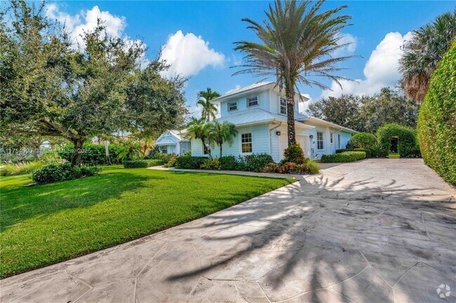 Building Photo - 7914 SE Osprey St Rental