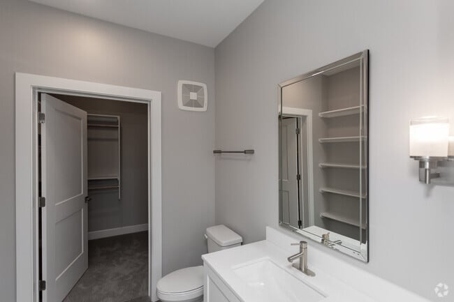 2BR, 2BA - 1386 SF