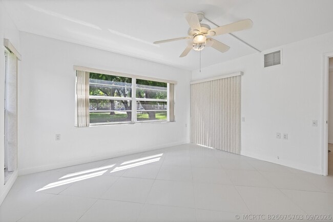 Photo - 1105 Bahama Bend Unit A1