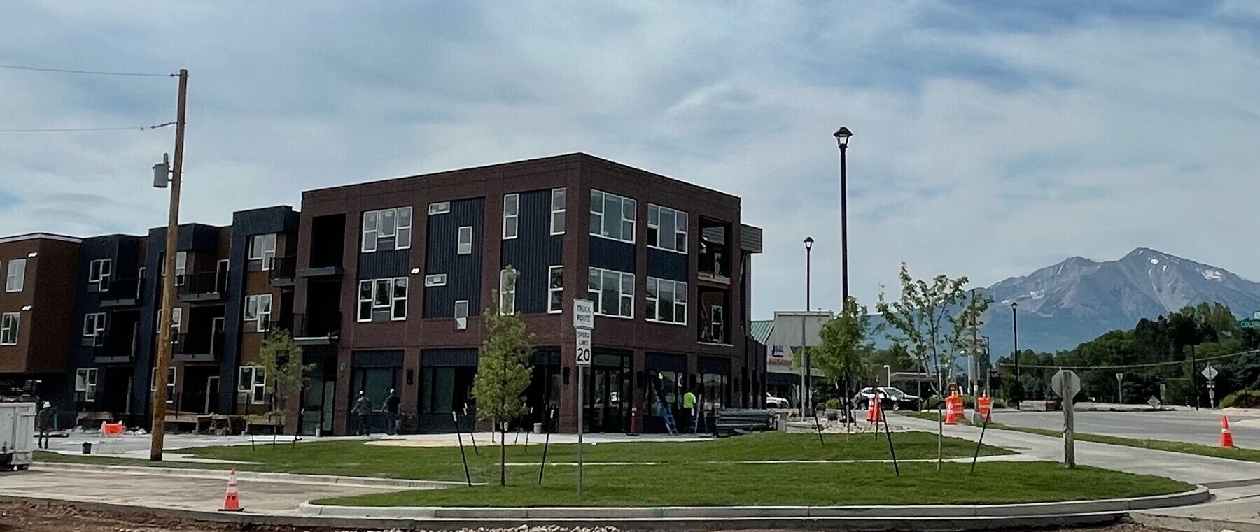 1201 Main Apartments - 1201 Main Apartments