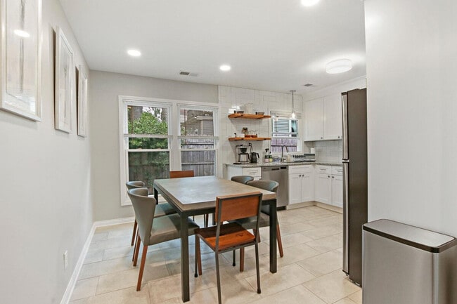 Photo - 1532 North Ave Unidad ID1265540P