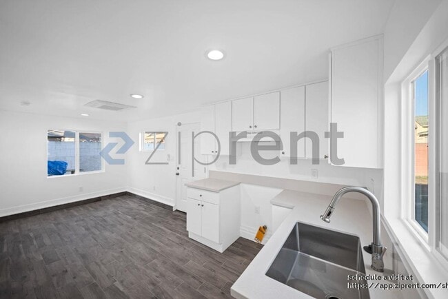 Photo - 12313 Lakewood Blvd