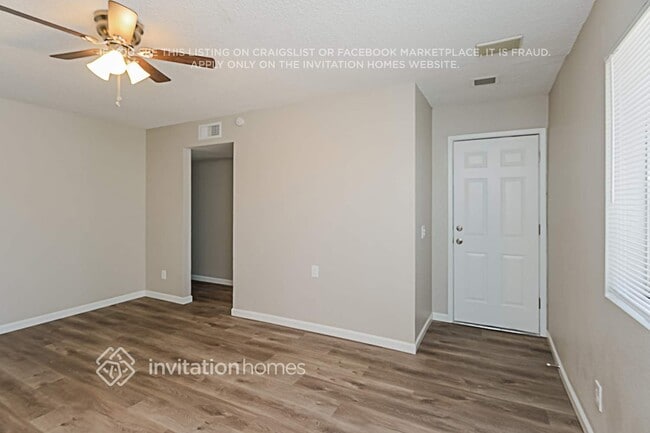 Photo - 437 W 5th Ave