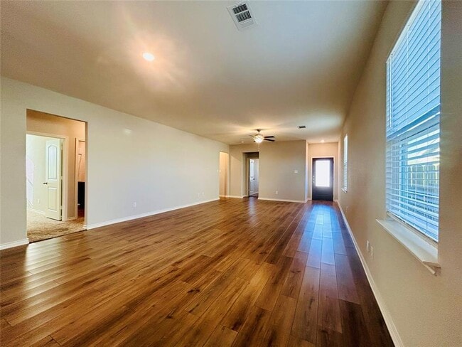 Photo - 401 Liberty Meadows Dr