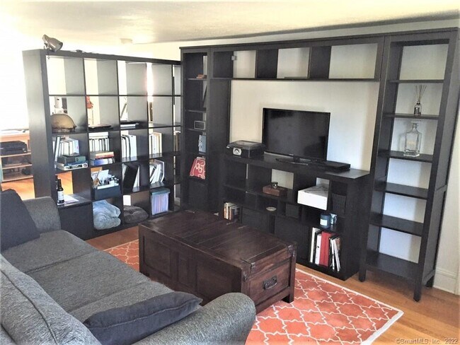 Photo - 209 Willard St Unit 3