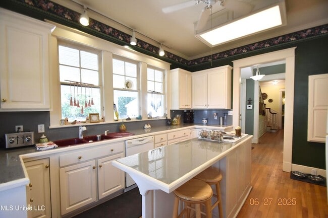 Photo - 1211 River Rd