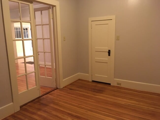 Fotografía del edificio - 1010 Glenwood ave