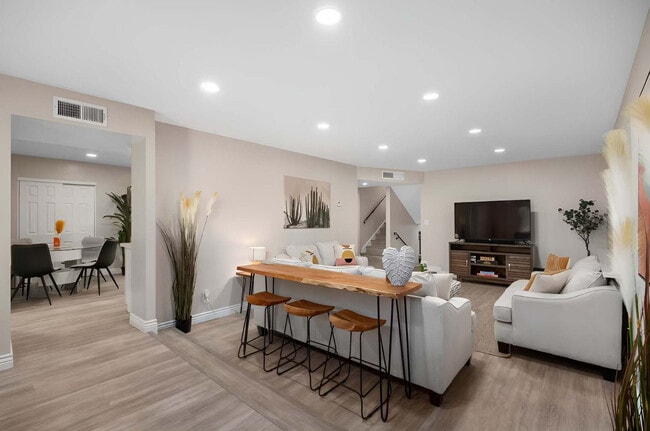 Photo - 5747 N 48th Ln Unidad ID1039623P