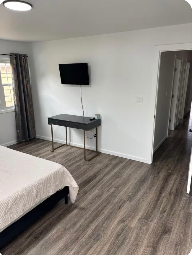 128 W 45th St Unit 2